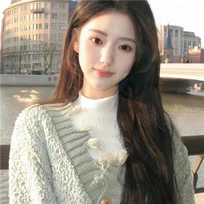 蜜丝炸弹